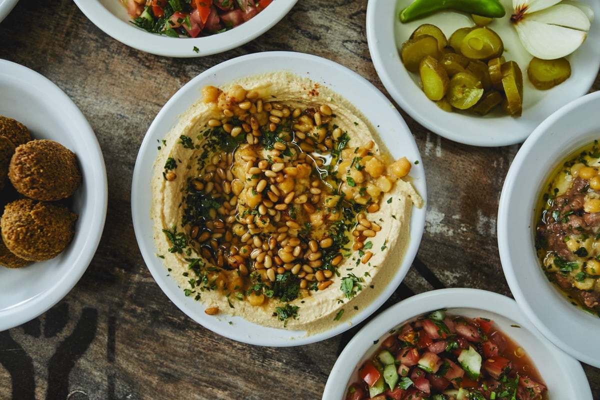 The Ultimate Hummus and Vegetable Board - 4