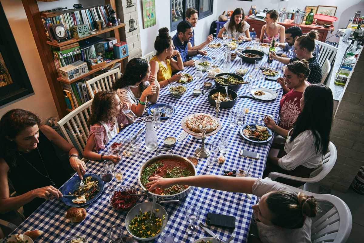 shabbat dinner in Tel Aviv Israel