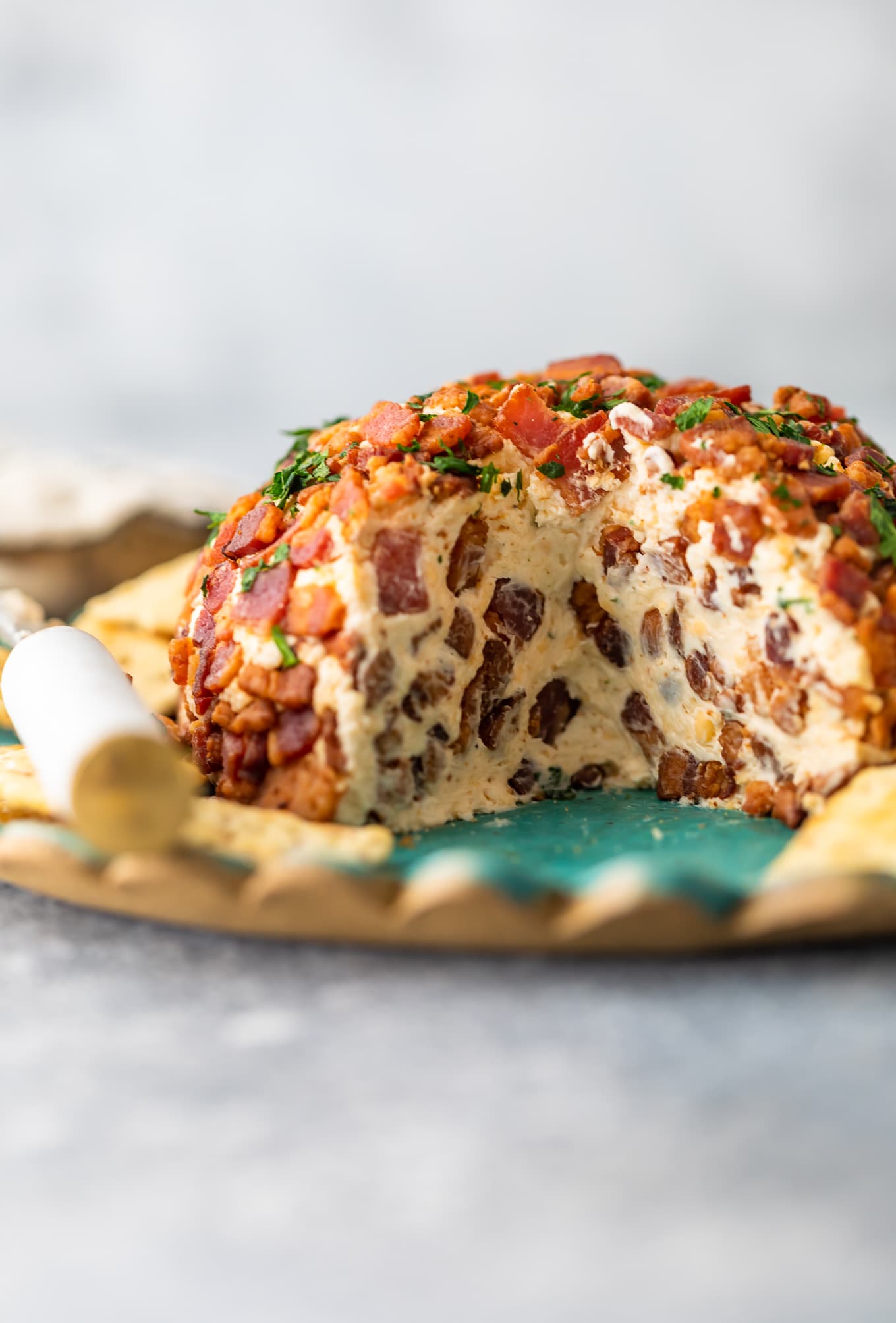 cheese ball recipe with bacon and parsley