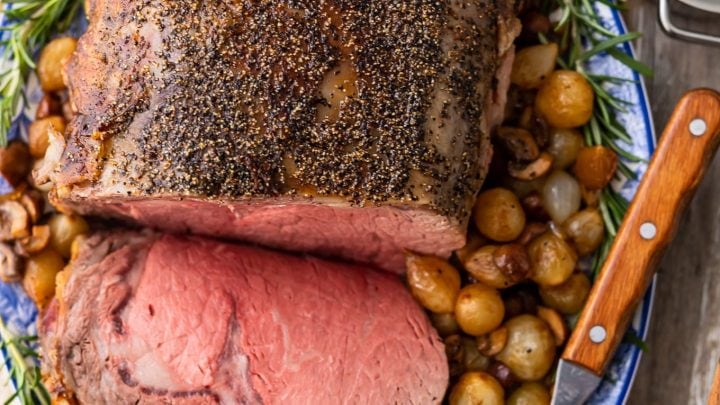 Best Prime Rib Roast Recipe (How to Cook Prime Rib Roast)