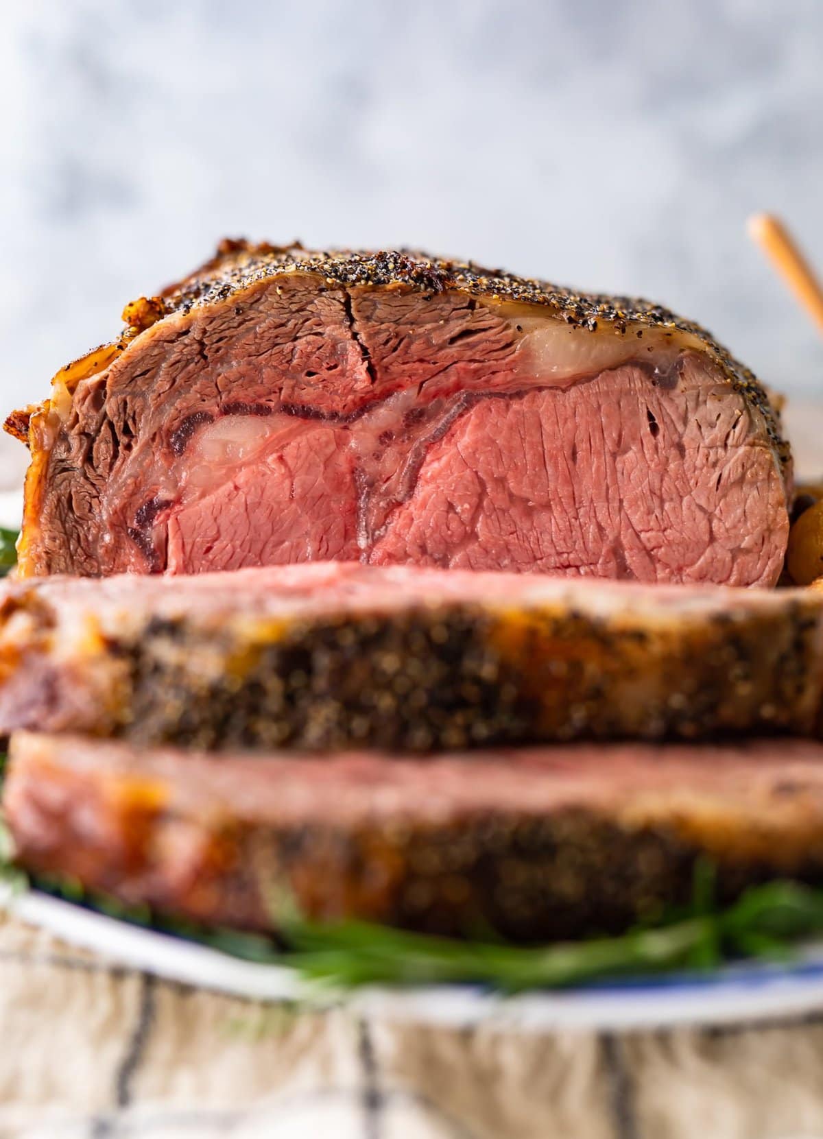 sliced prime rib roast