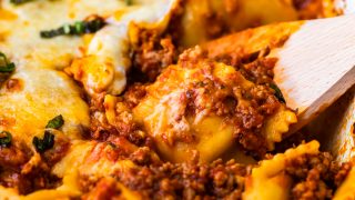 Cheesy Ravioli Lasagna Bake (Easy Lasagna Recipe)