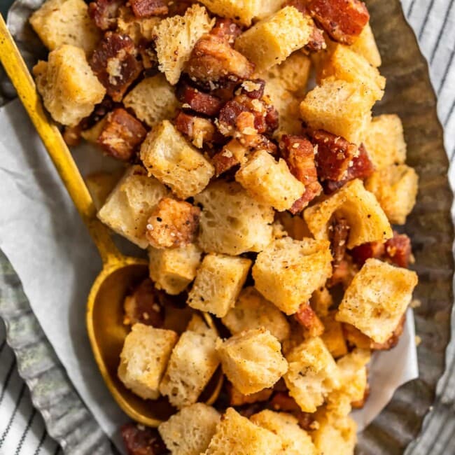 Bacon croutons are the perfect way to add some extra flavor to any soup or salad. This homemade croutons recipe is so easy to make! Baked croutons with the added taste of bacon. What could be better?!