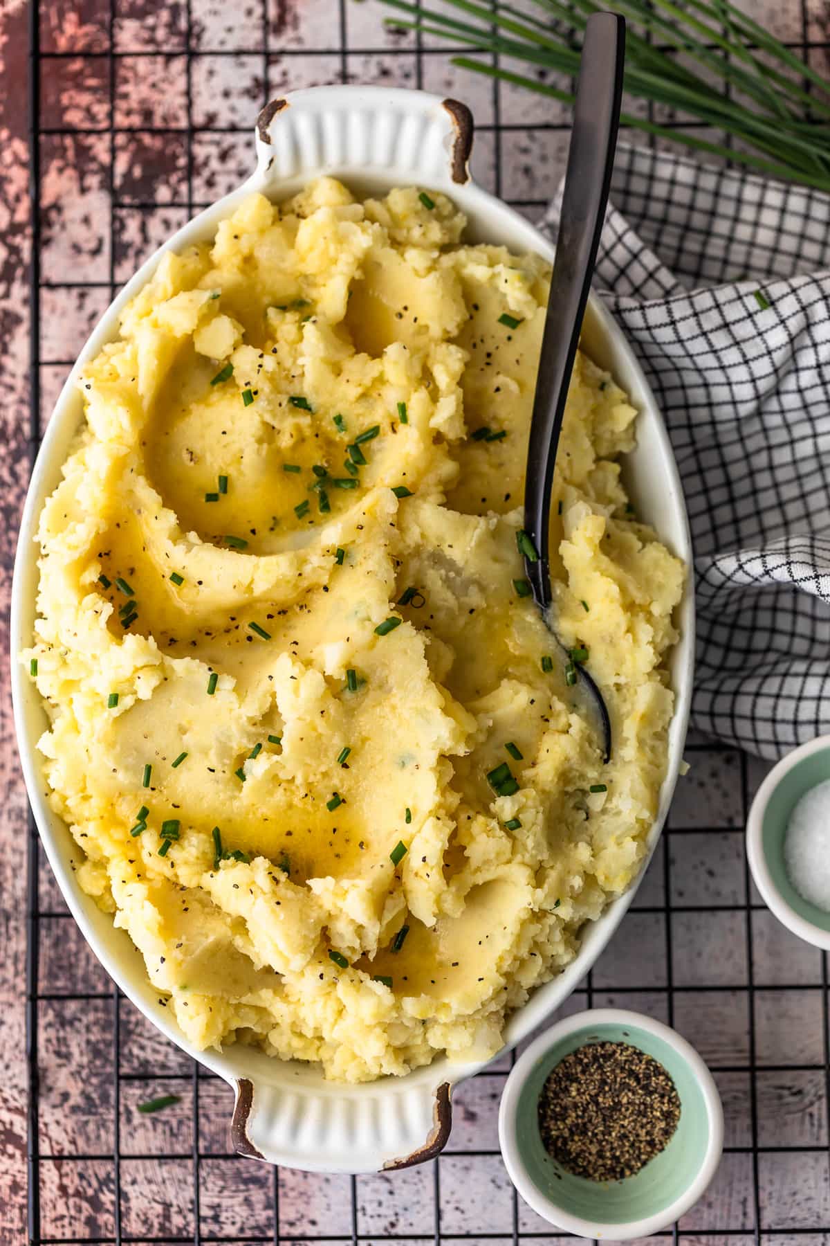 vegan mashed potatoes in a serving dish