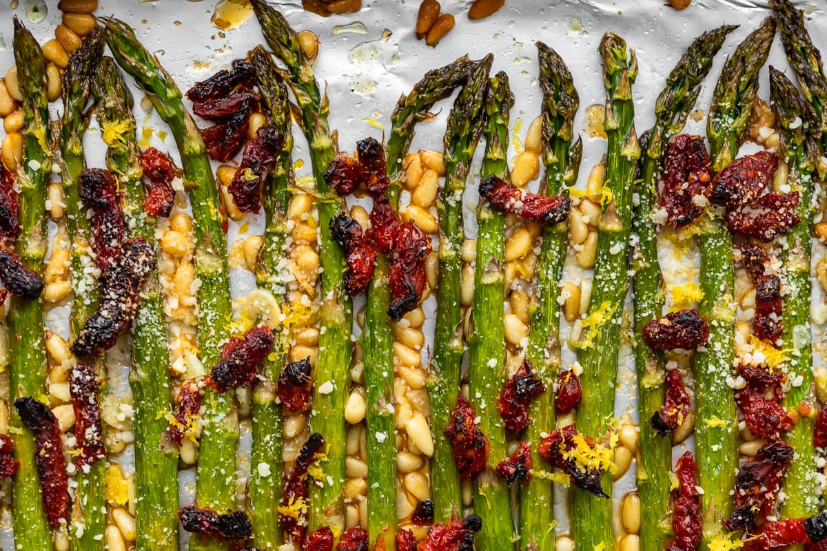 roasted asparagus with sun dried tomatoes and pine nuts