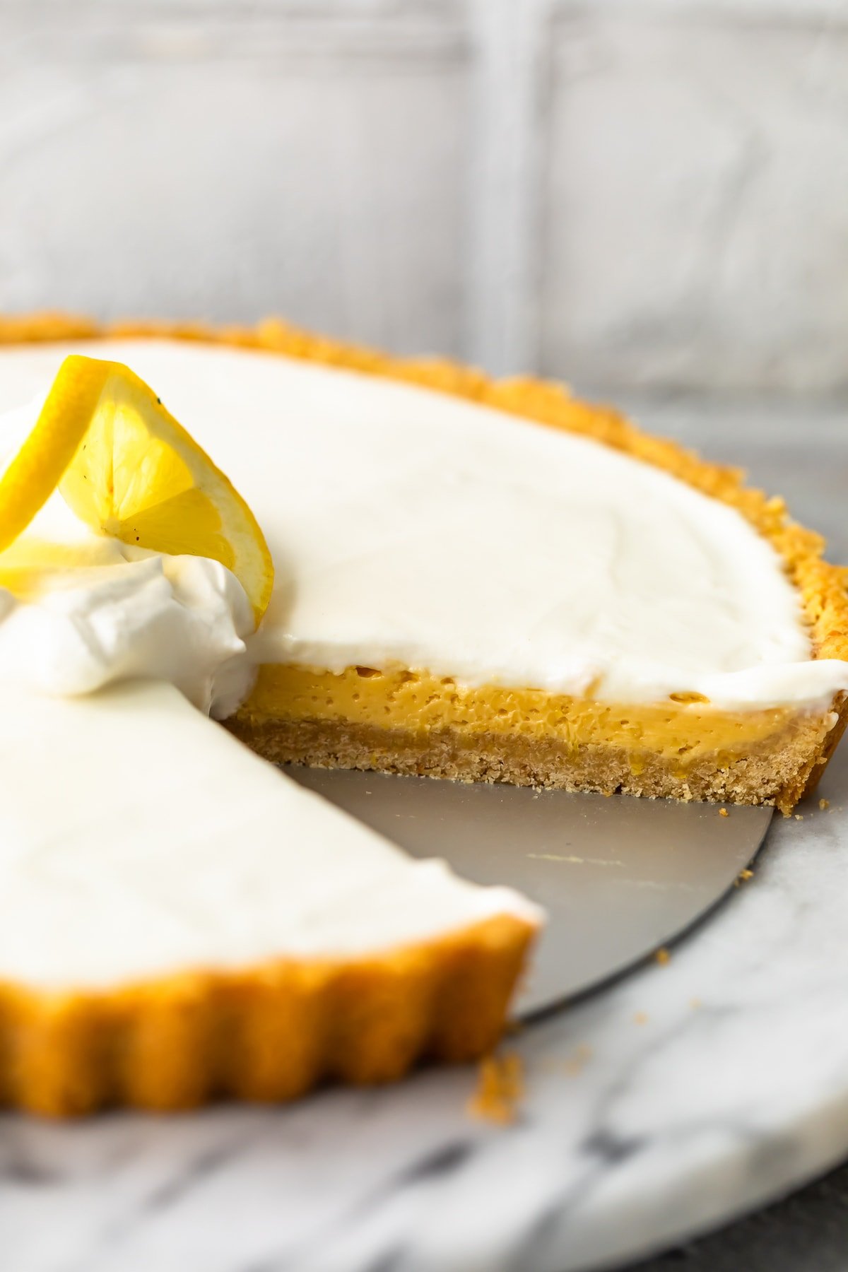 lemon pie with sour cream topping