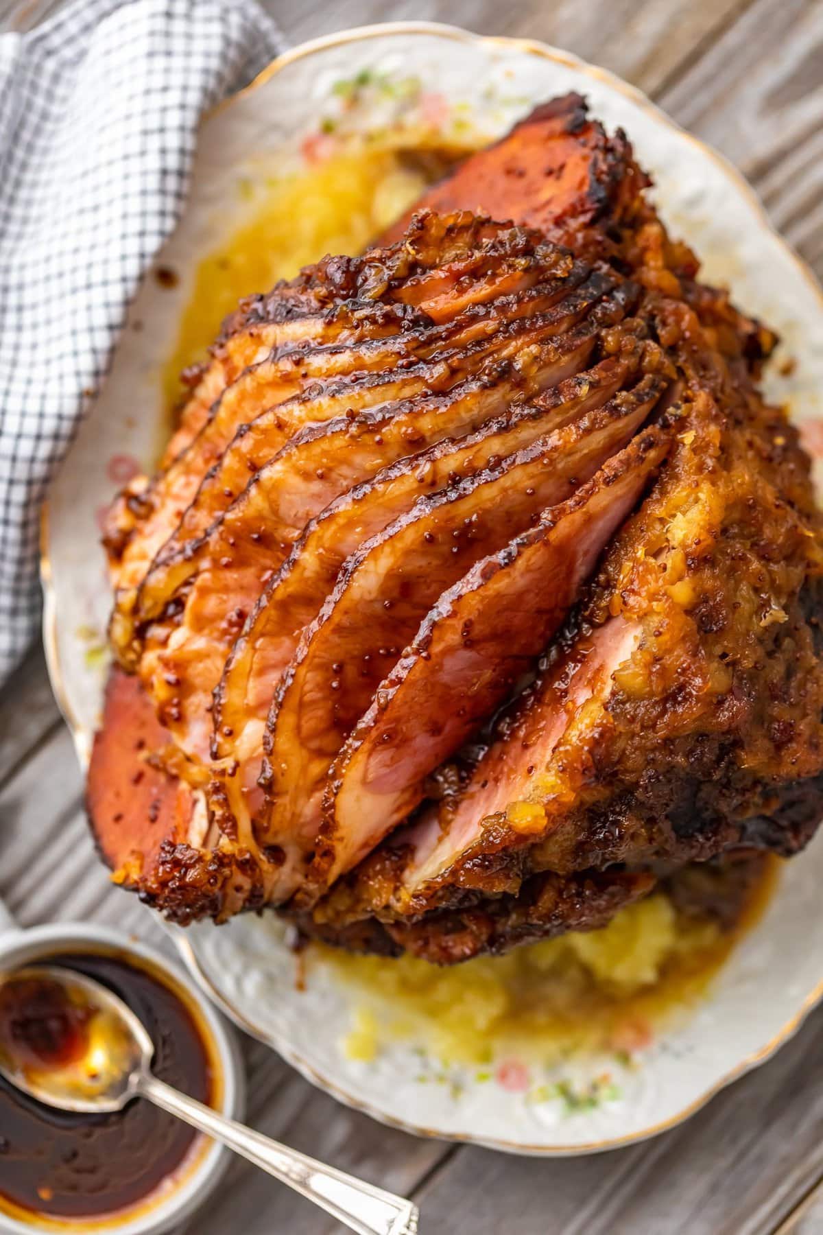 brown sugar pineapple ham on a serving platter