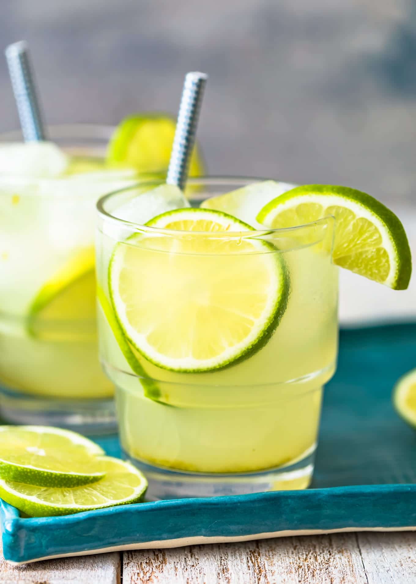 glasses of fresh limeade