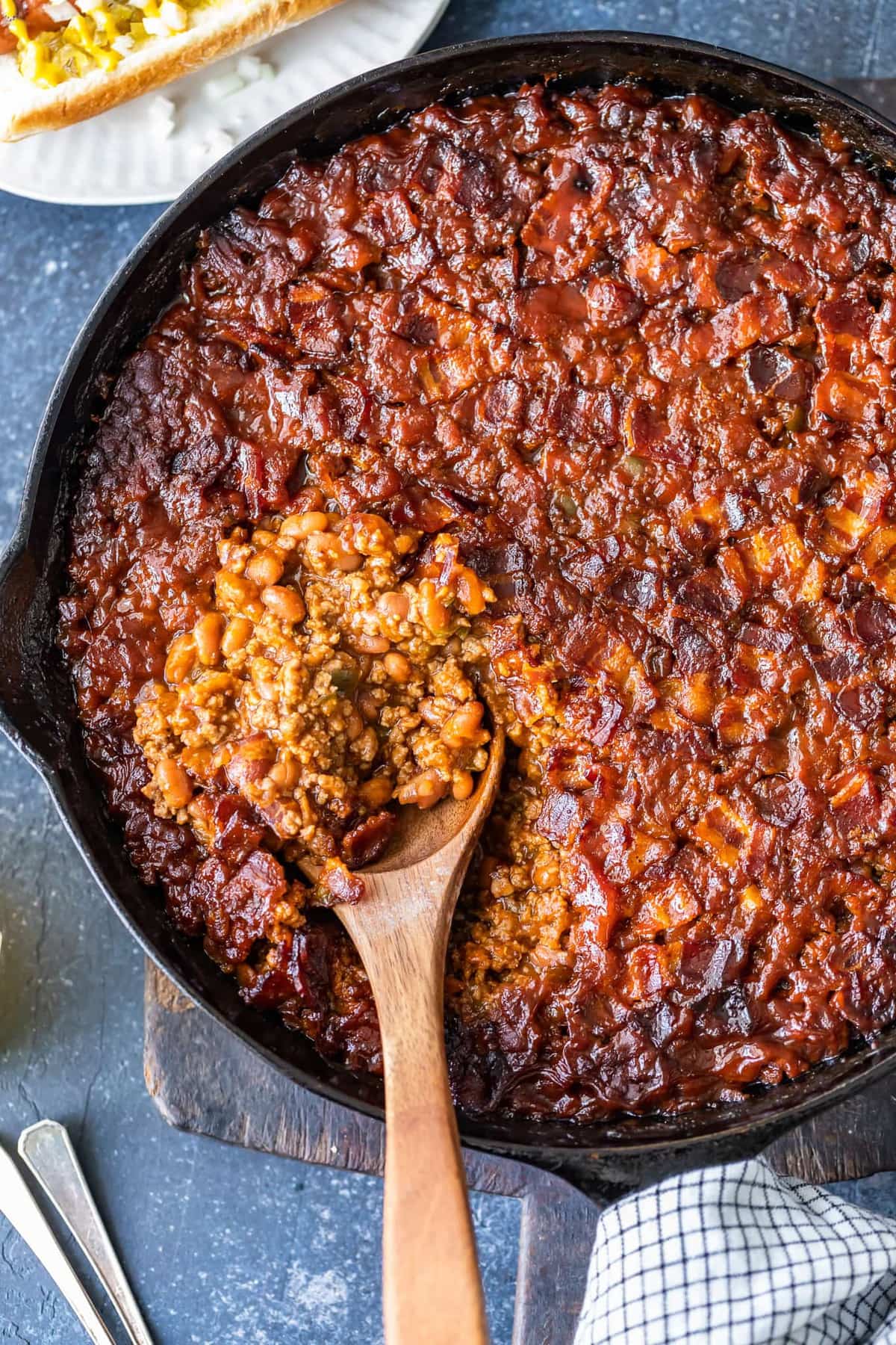 baked beans in a skillet 