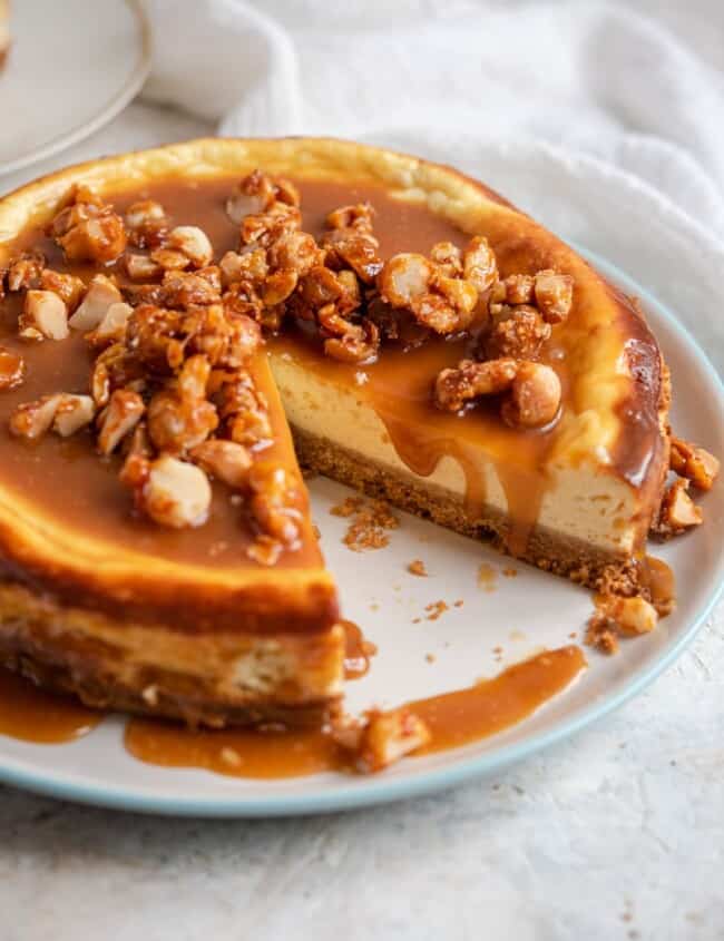 A caramel cheesecake on a plate
