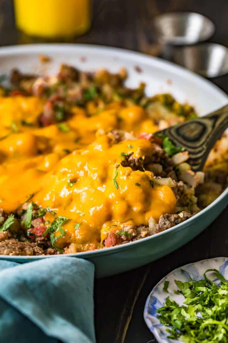 One Pan Cheesy Beef Breakfast Scramble (Skillet Breakfast Casserole