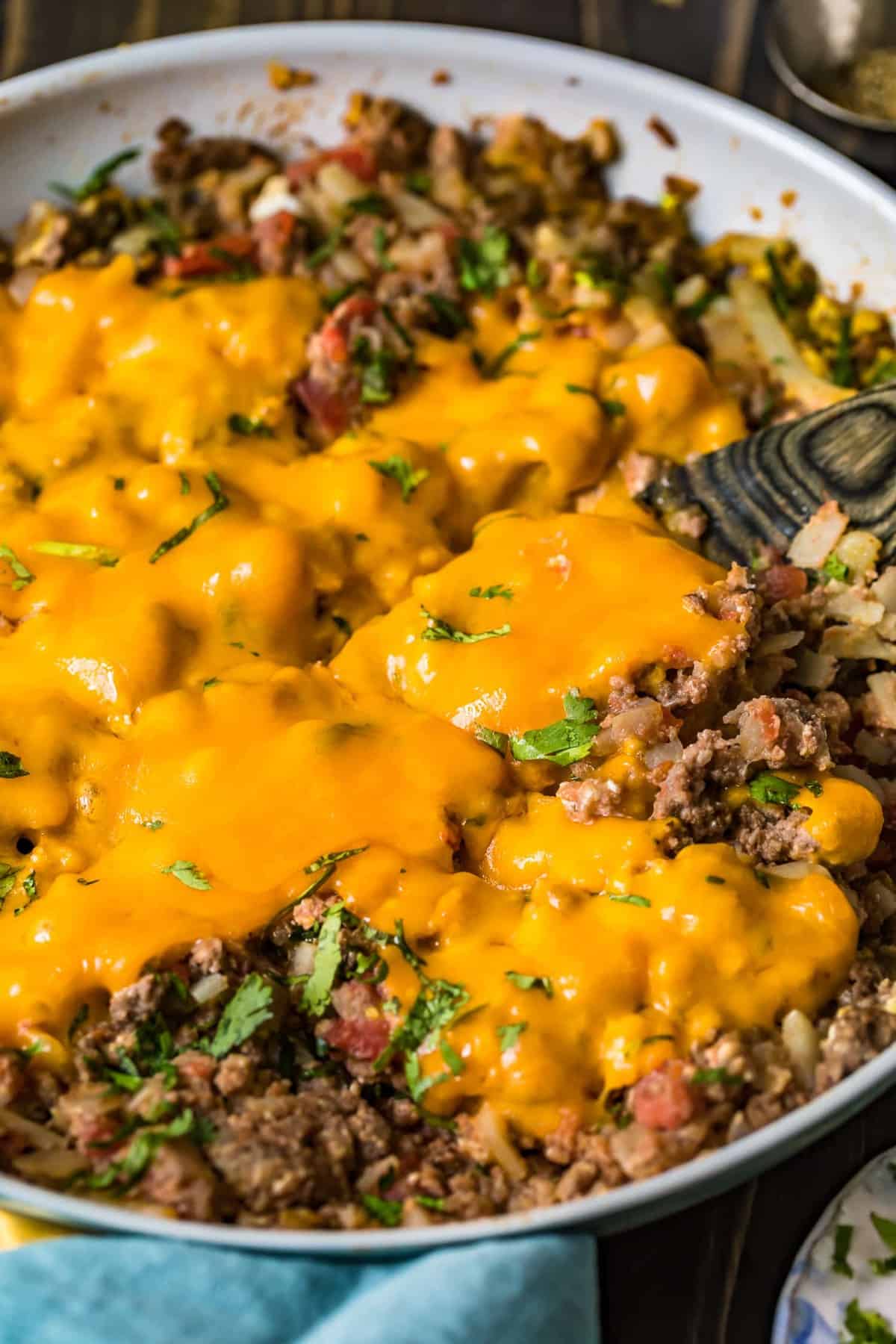 One Pan Cheesy Beef Breakfast Scramble (Skillet Breakfast Casserole)