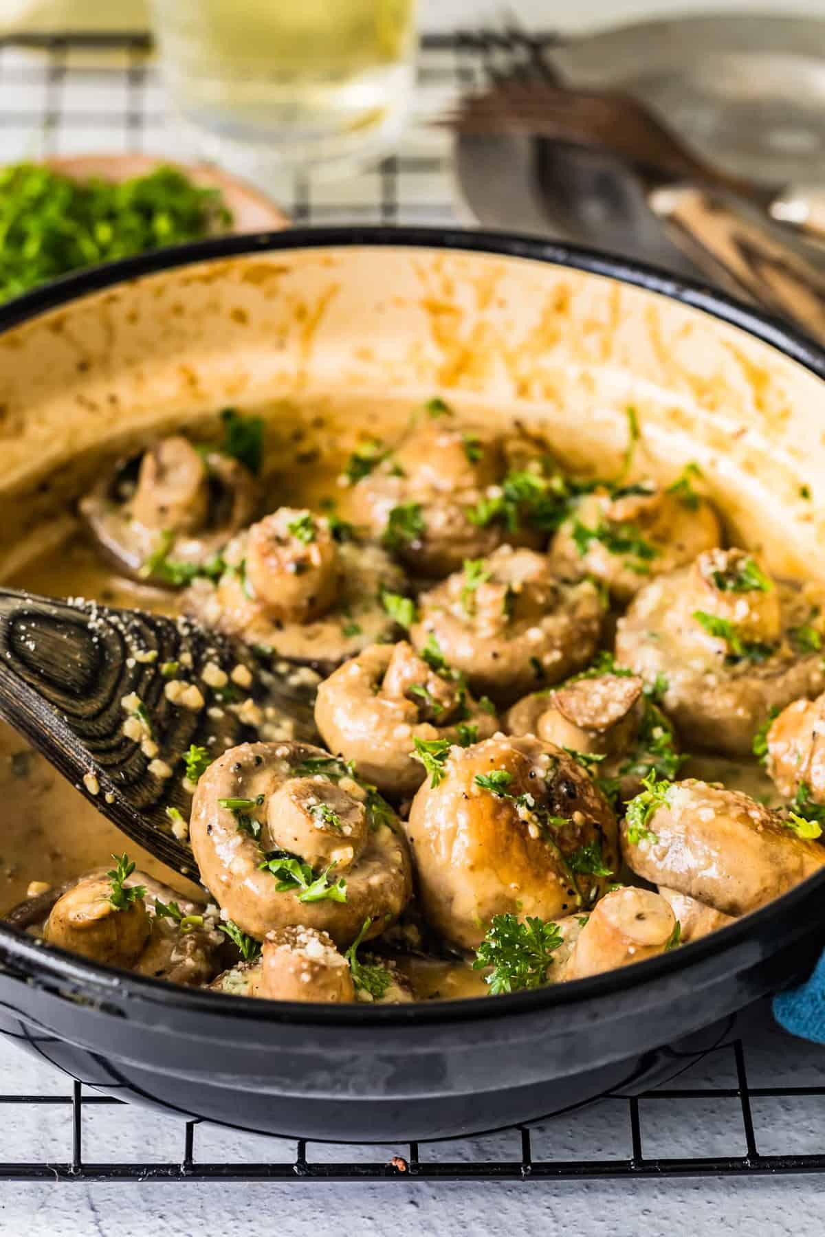 Crockpot Buttered Garlic Mushrooms - Sprinkles and Sprouts