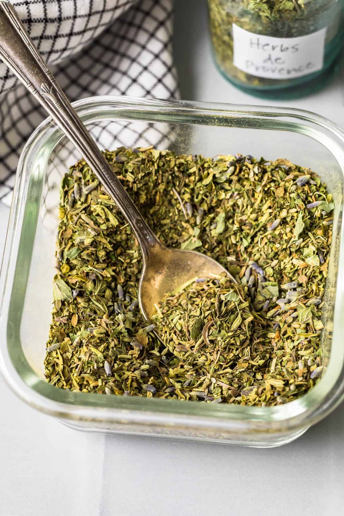 Herbes de Provence Recipe [DIY]