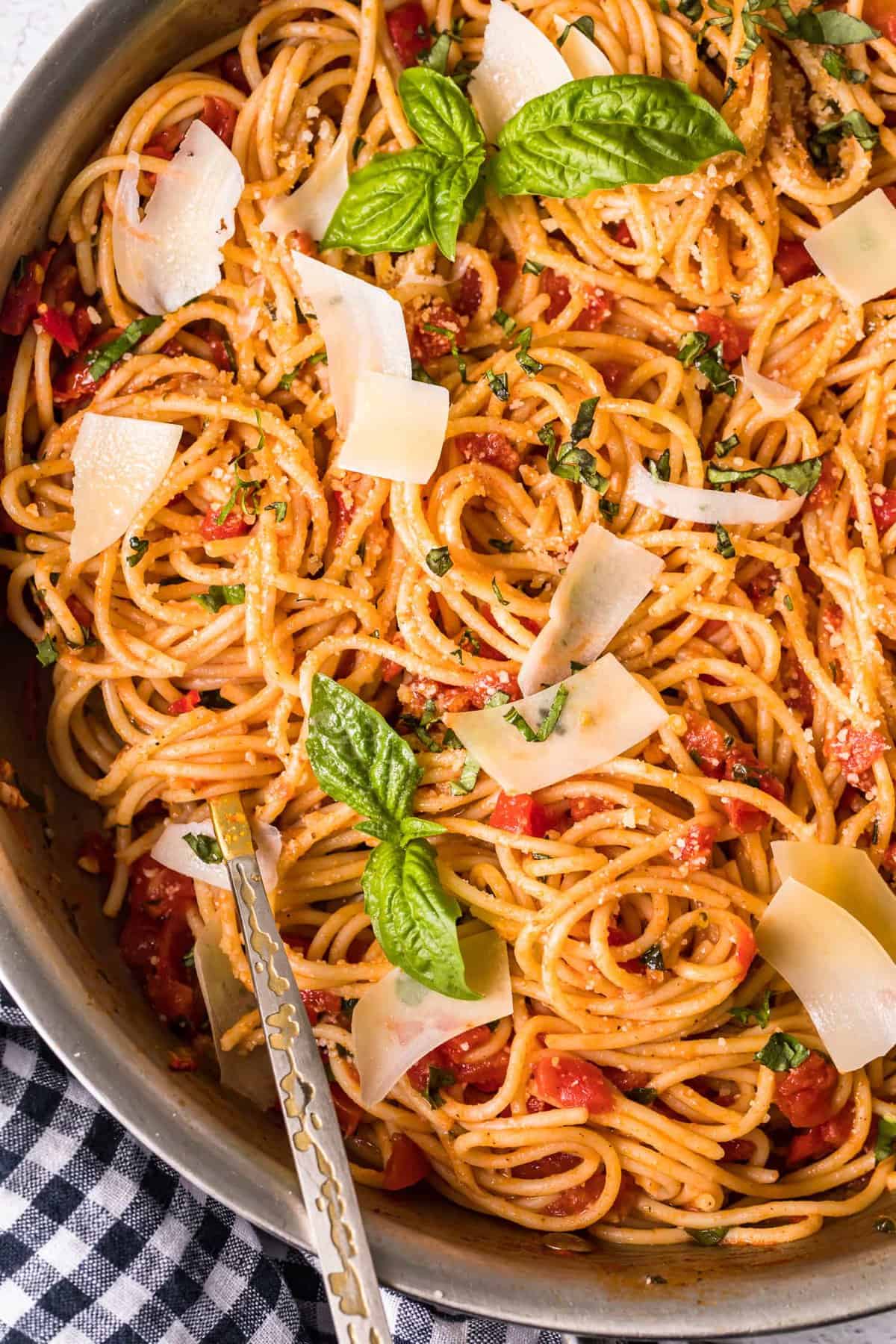 Top shot of Pasta Pomodoro