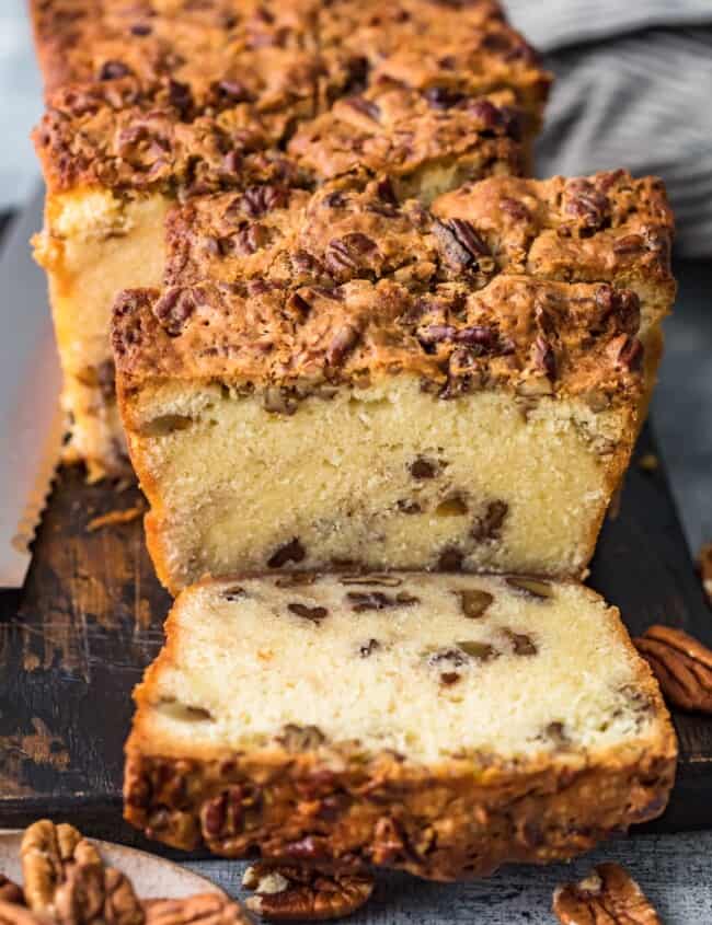 sliced pecan pie pound cake