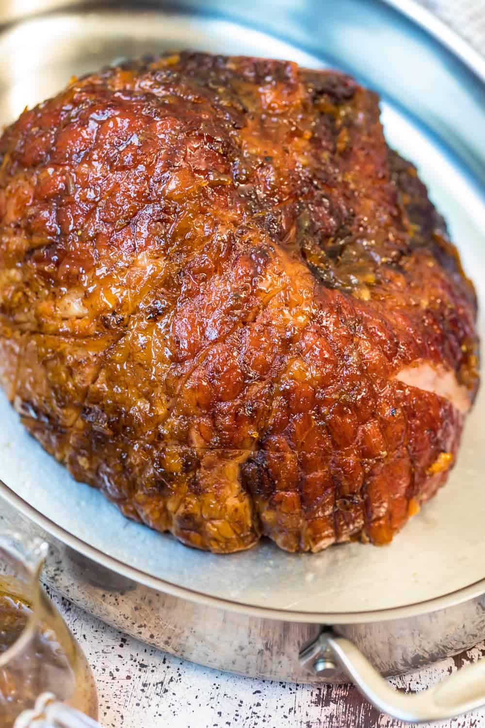 The glazed ham in a roasting dish