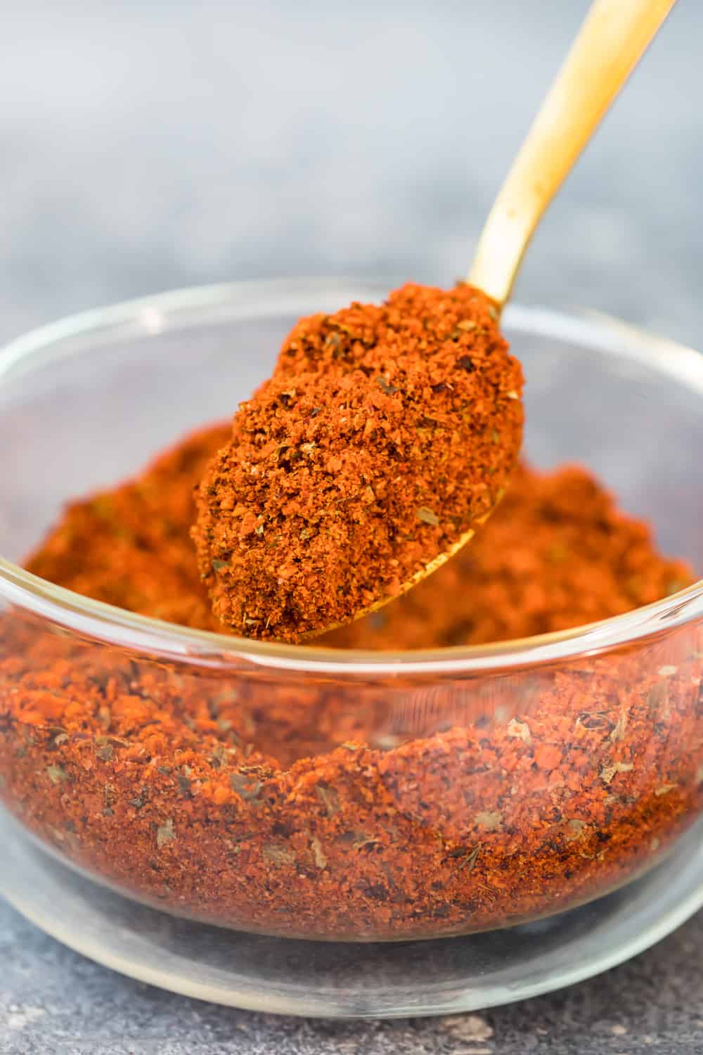 homemade chili seasoning in bowl 