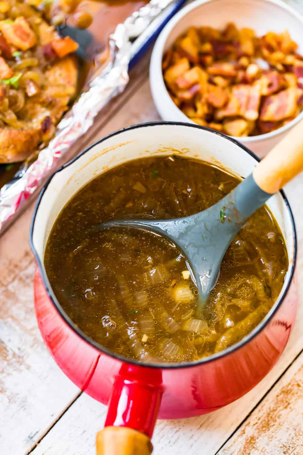 gravy in pot 