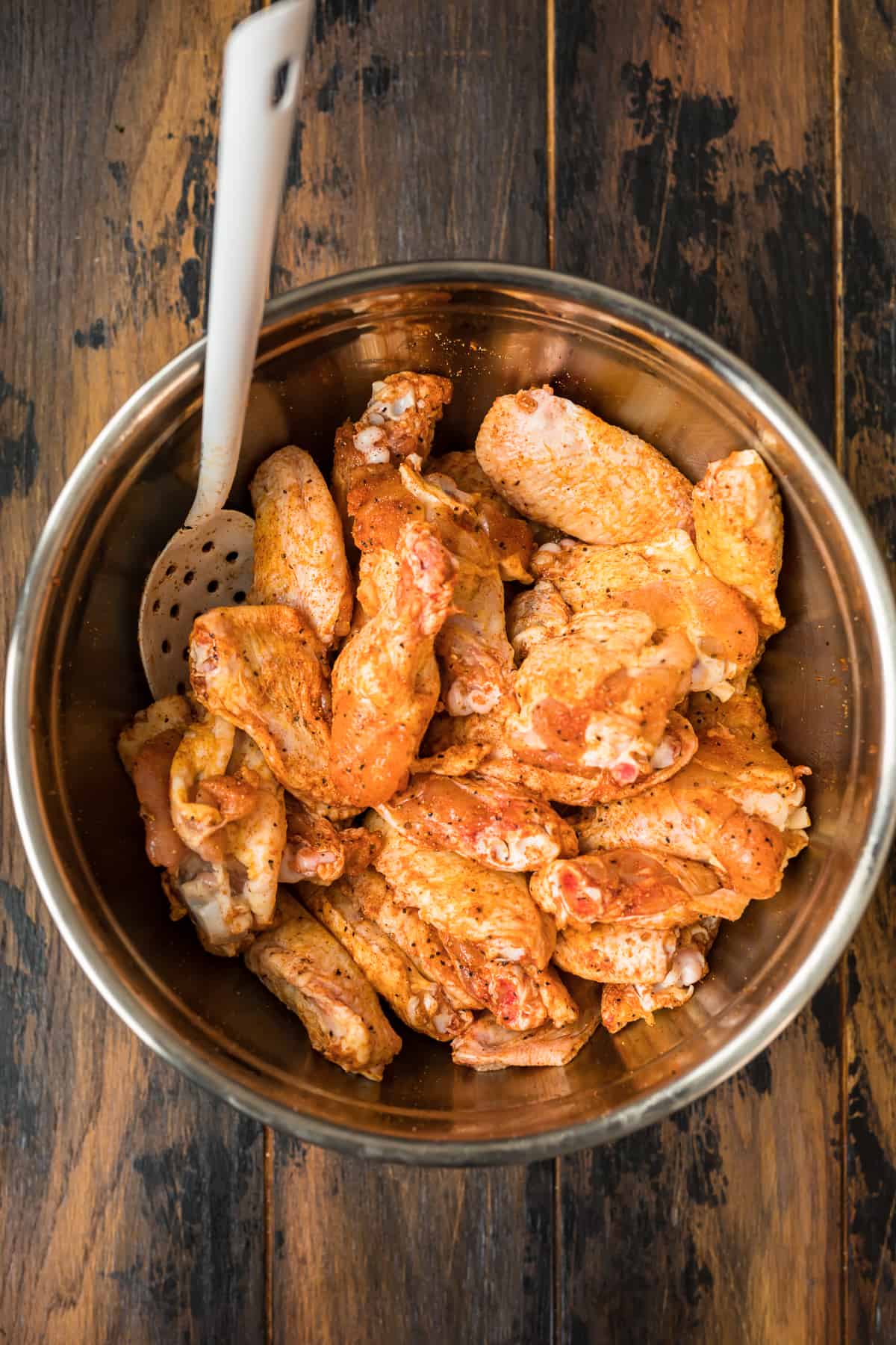 Slow Cooker Honey BBQ Chicken Wings - The Cookie Rookie® (VIDEO)