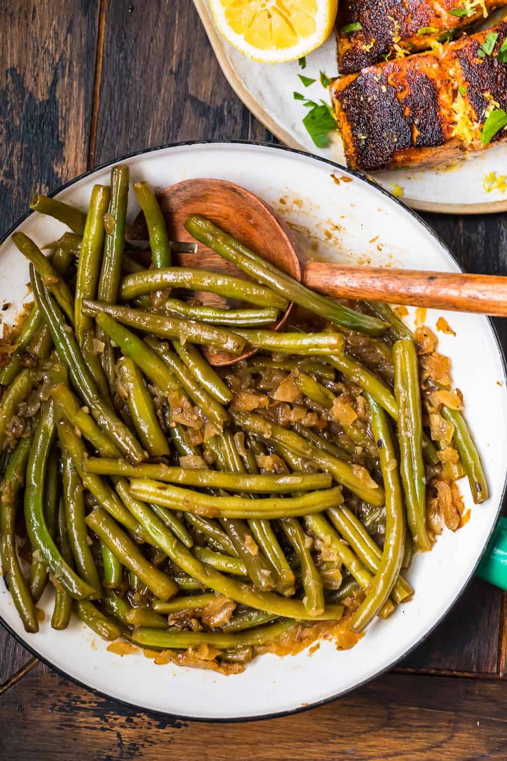 overhead shot of green beans and bacon