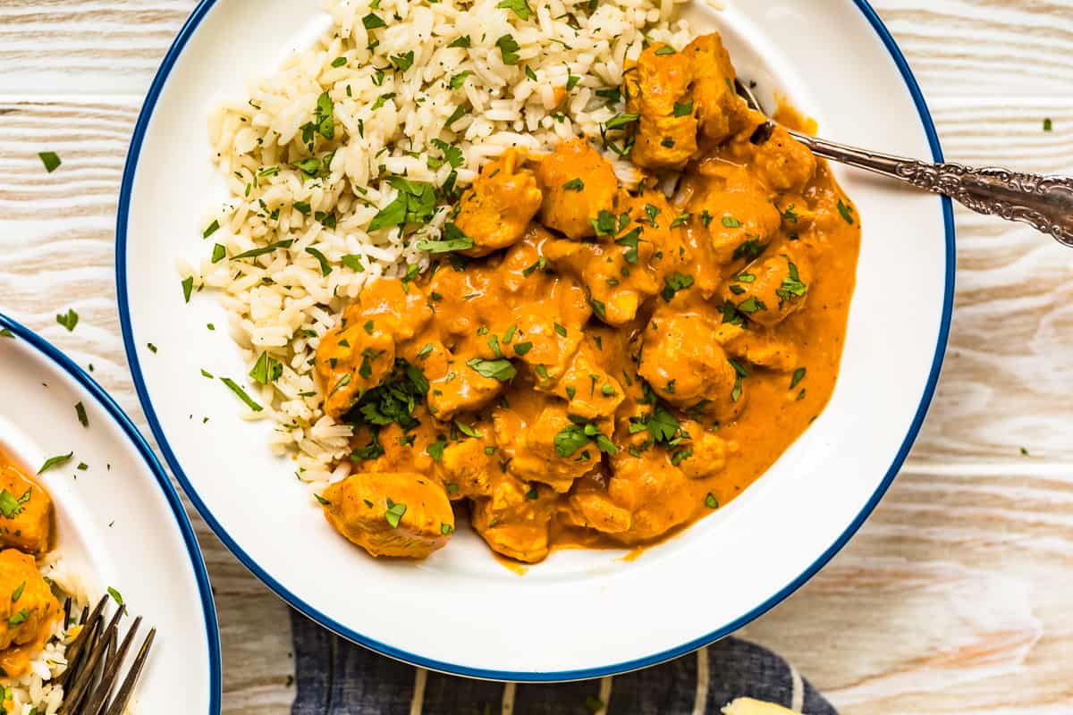 overhead shot of easy chicken tikka masala