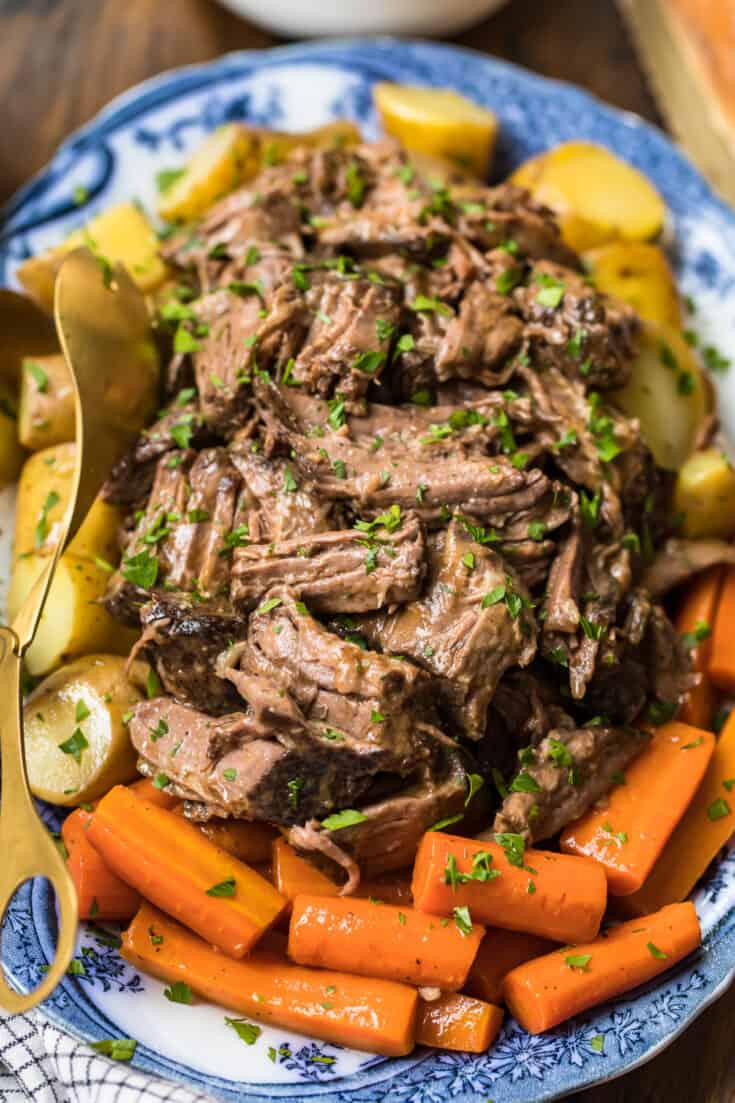 Easy Slow Cooker Pot Roast (Crockpot Recipe) - (HOW TO VIDEO)