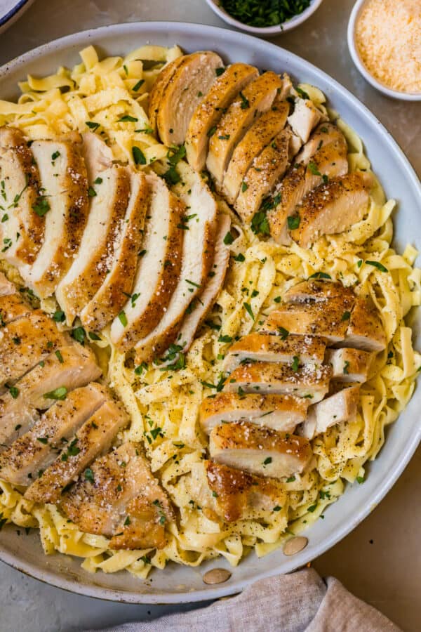Chicken alfredo in a skillet ready to serve