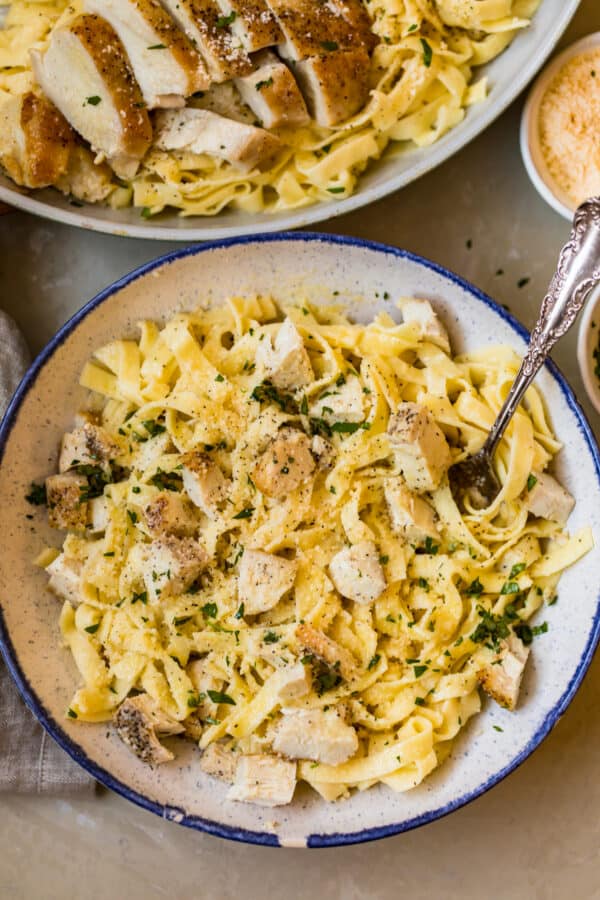 Overhead shot of Chicken alfredo served in a bowl