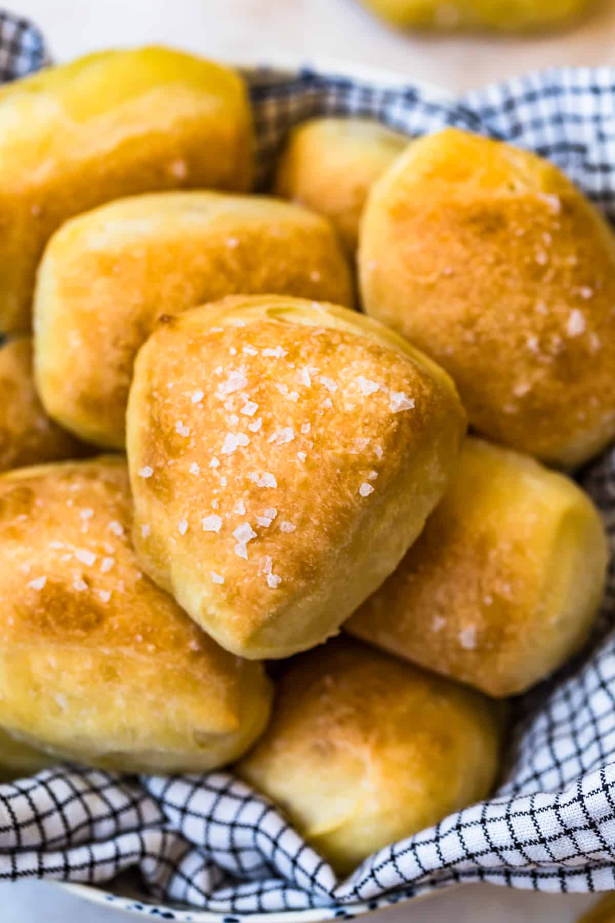 Homemade Dinner Rolls - The Cookie Rookie®