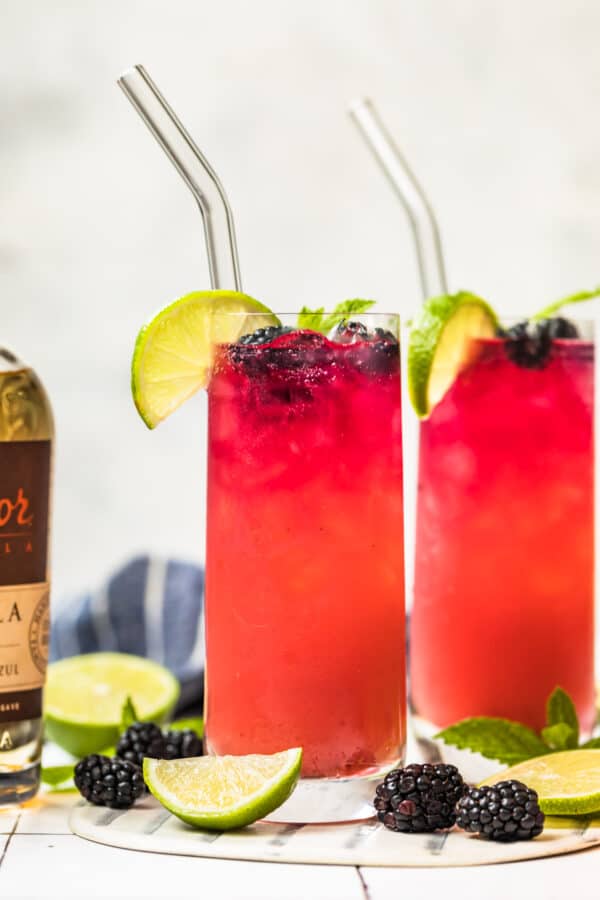 blackberry palomas with garnishes