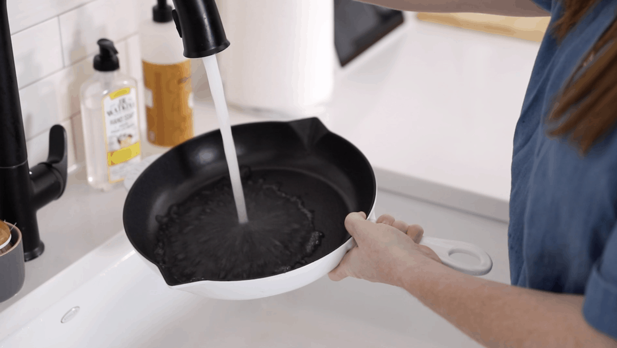 rinsing skillet