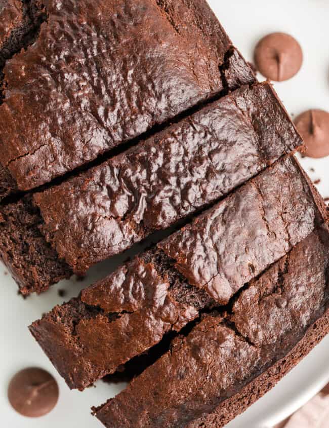 overhead picture of sliced chocolate banana bread