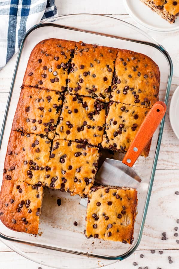 sliced banana bars with chocolate chips