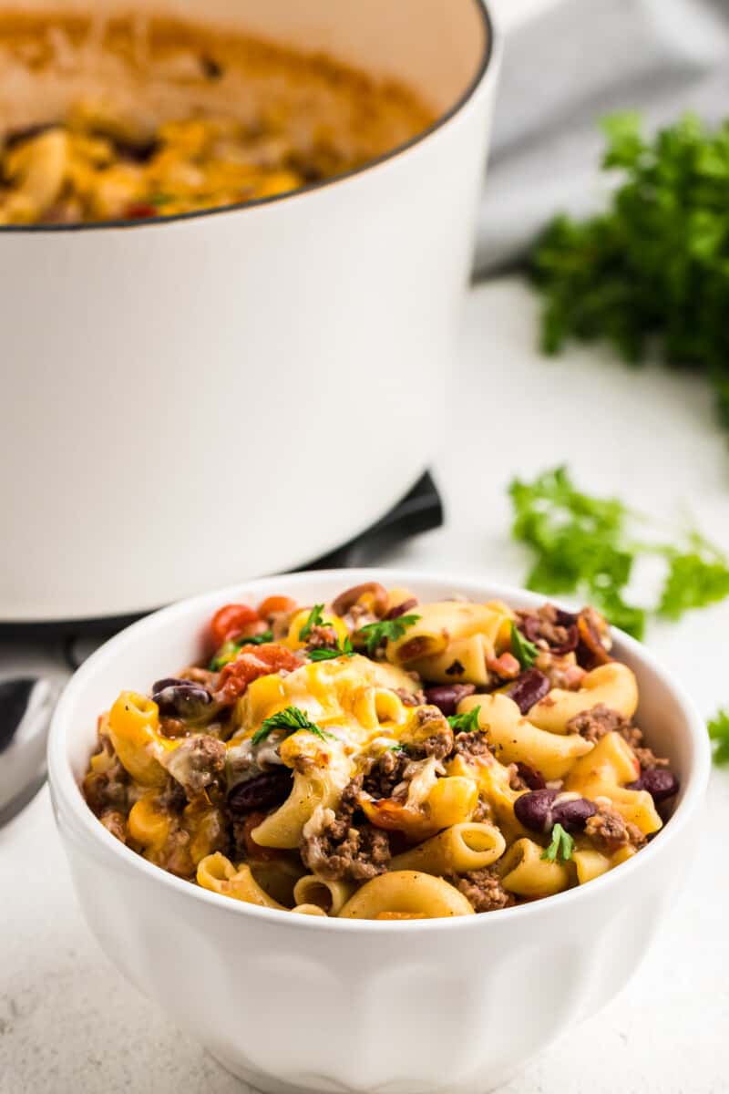 bowl of chili mac