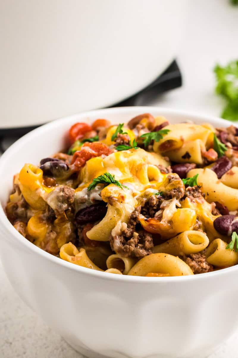 side image of cheesy chili mac