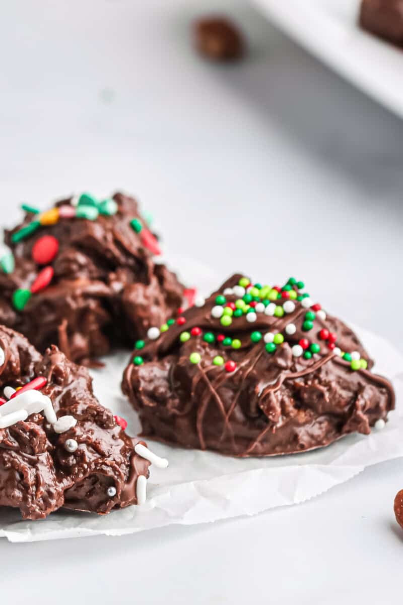 turtle crockpot candy with sprinkles