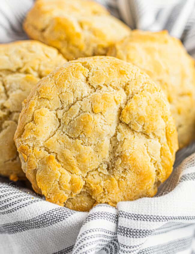 gluten free biscuit in basket