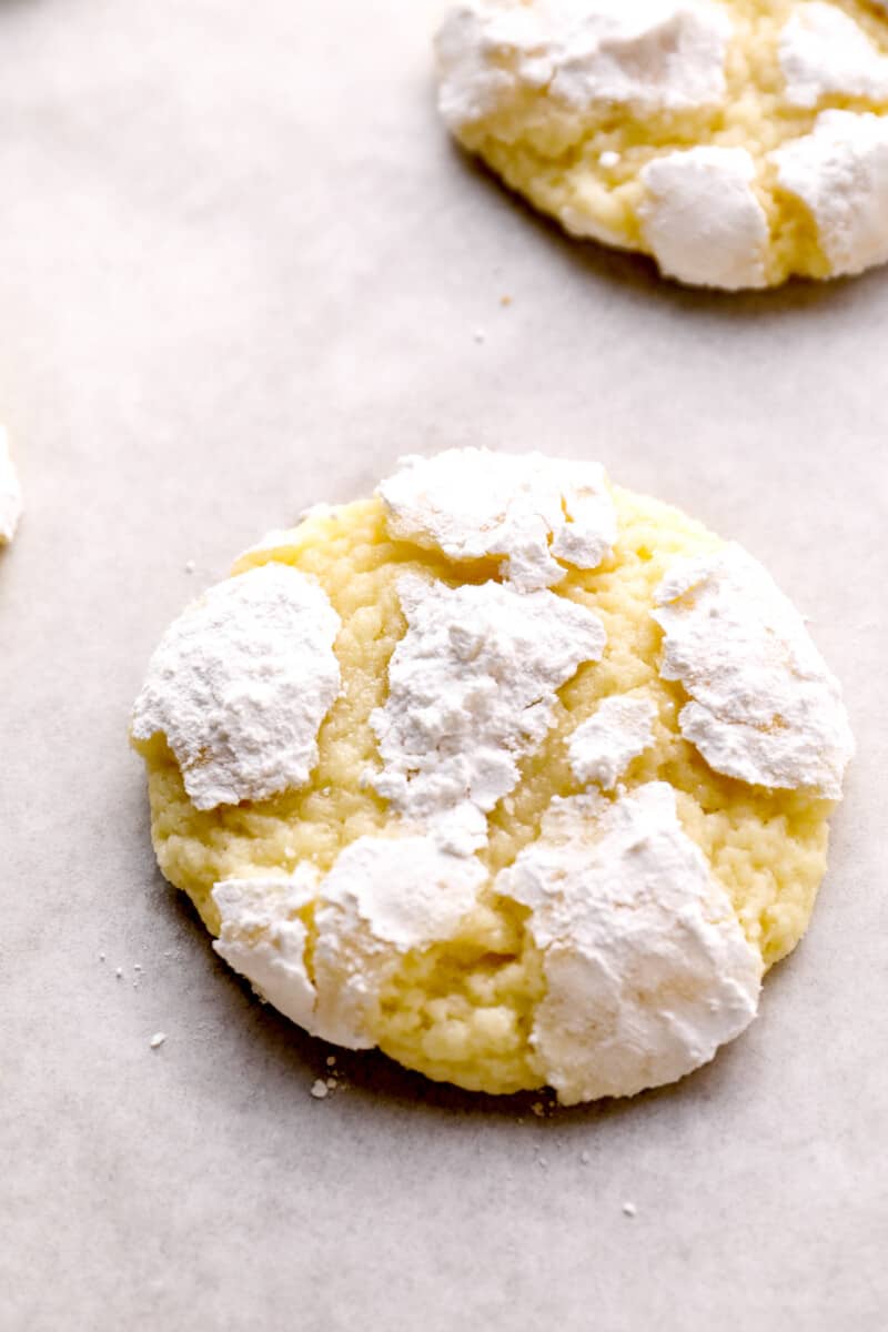 up close gooey butter cookie with powdered sugar