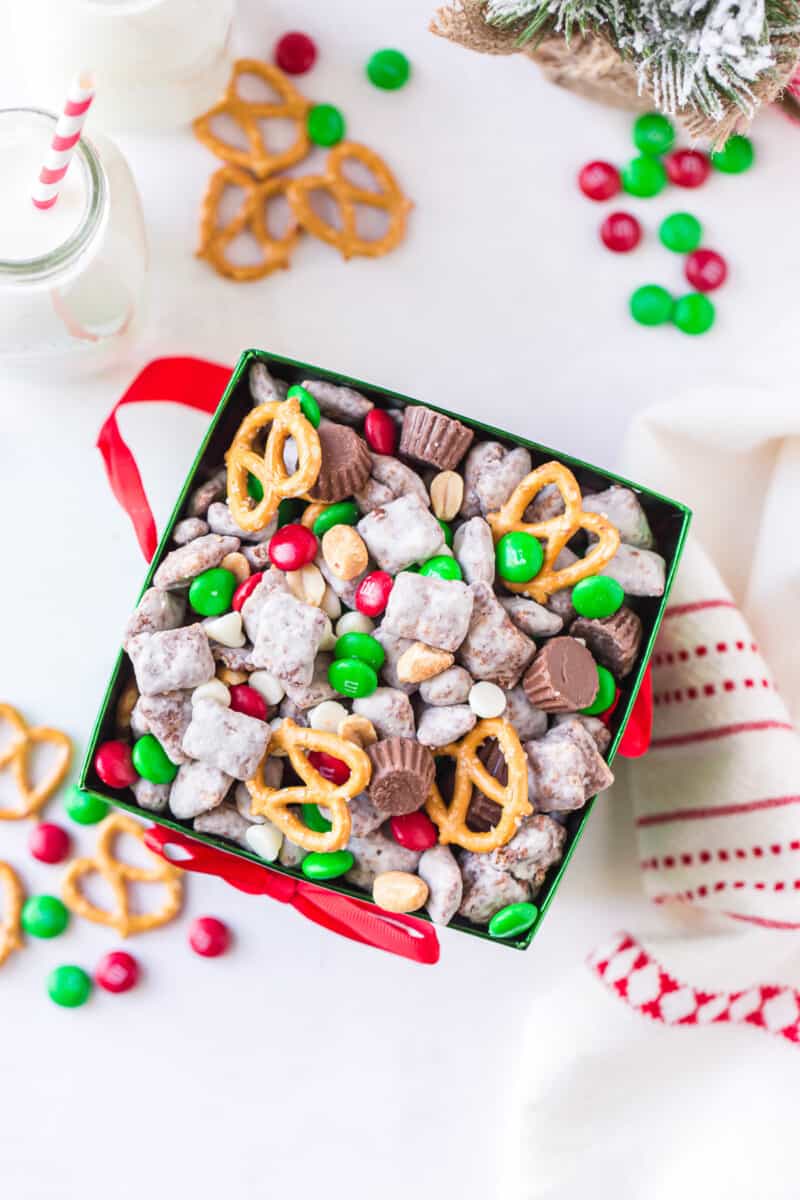 christmas reindeer chow in green box with box
