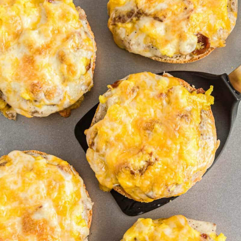 English Muffin Breakfast Pizza The Cookie Rookie®