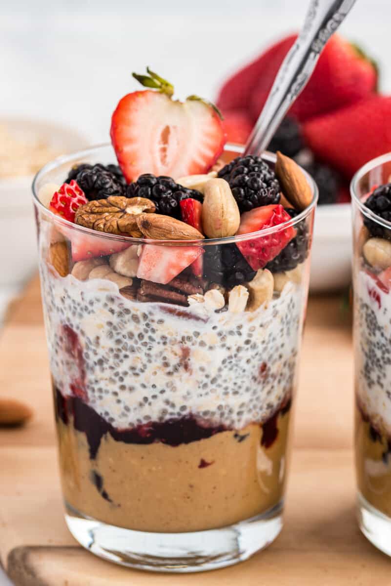 up close Peanut butter and jelly overnight oats in cup