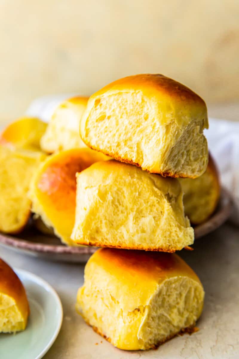 stacked hawaiian rolls