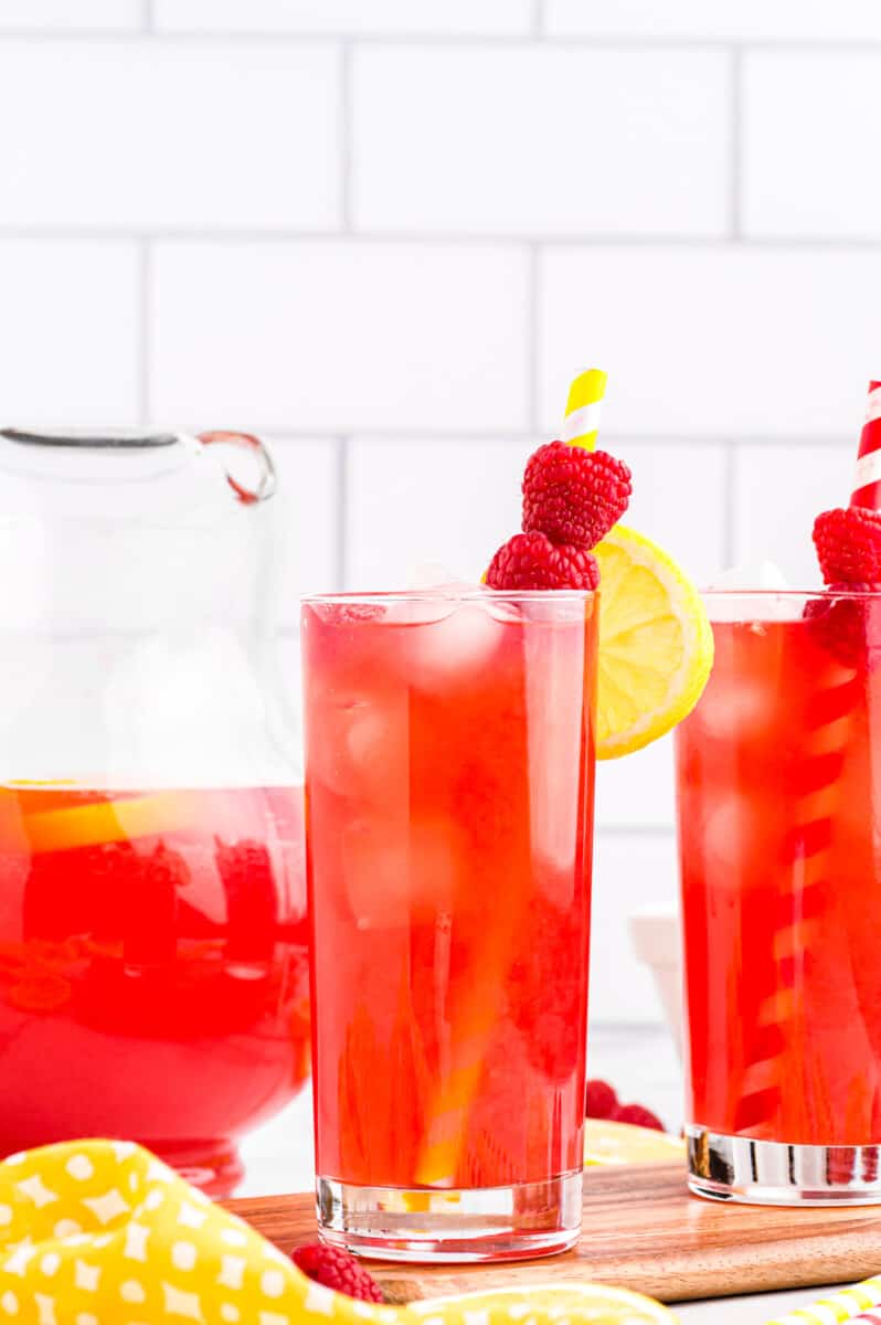 two glasses of raspberry lemonade