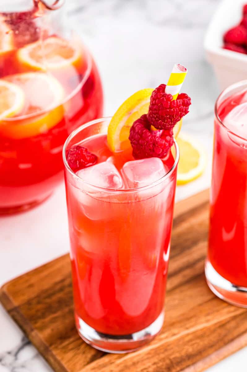 two glasses of raspberry lemonade