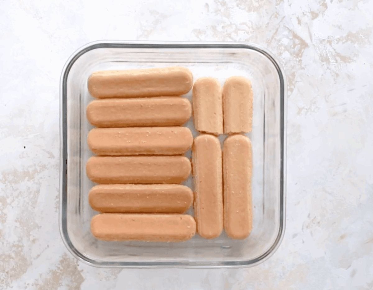 Ladyfingers in a glass pan.
