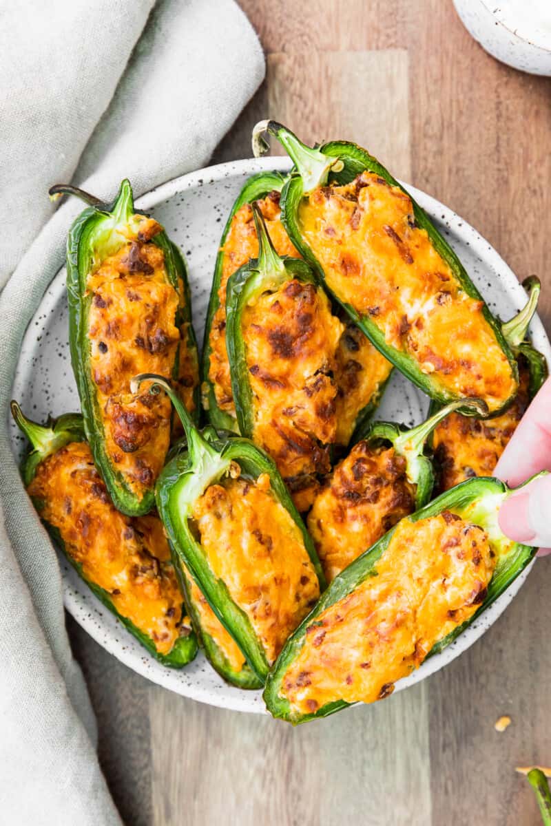 air fryer jalapeno poppers on plate