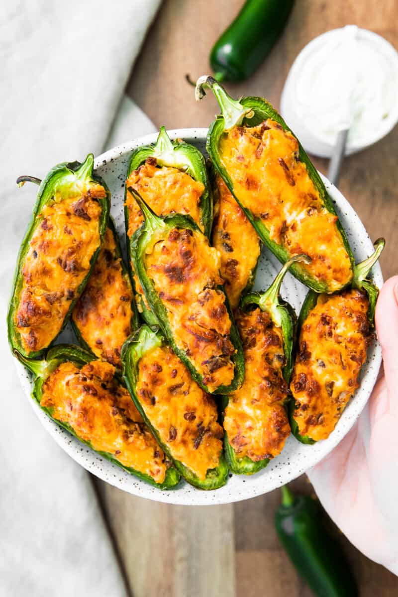 air fryer jalapeno poppers on plate