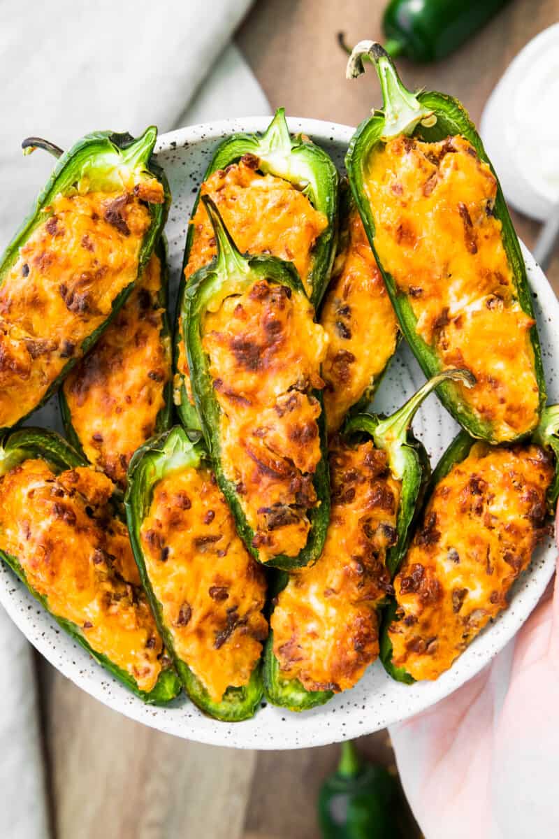 air fryer jalapeno poppers on plate