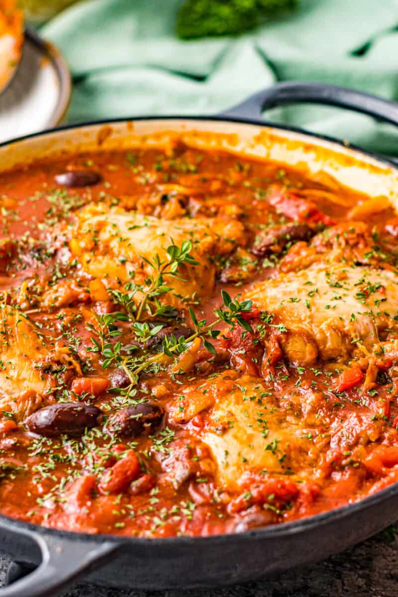 side angle pot with chicken cacciatore